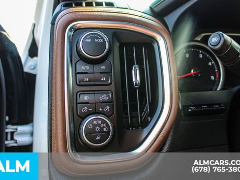 Used 2022 Chevrolet Silverado 3500 High Country image 30