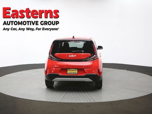 Used 2024 Kia Soul LX w/ Option Group 015 FWD image 37