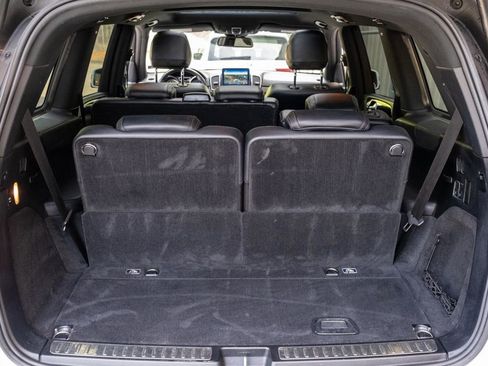 Used 2019 Mercedes-Benz GLS 450 4MATIC w/ Premium 1 Package image 35