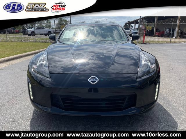 Used 2019 Nissan 370Z Coupe RWD image 7