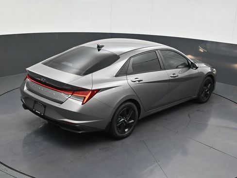Used 2023 Hyundai Elantra Blue FWD image 19