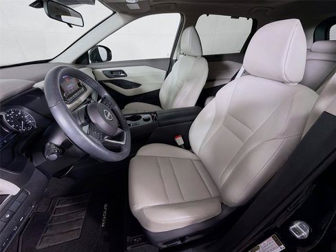 Used 2023 Nissan Rogue SV w/ SV Premium B Package AWD/4WD image 2