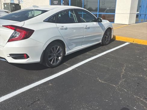 Used 2019 Honda Civic EX-L image 7