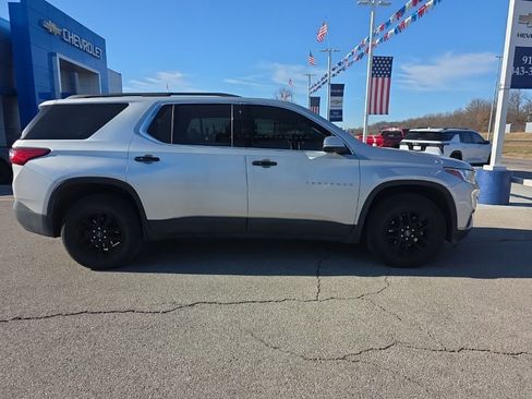 Used 2021 Chevrolet Traverse LT w/ LPO, Cargo Package image 4