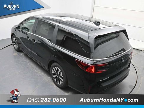 New 2026 Honda Odyssey EX-L image 32