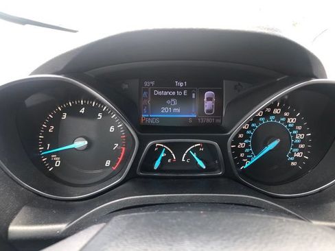 Used 2013 Ford Escape SEL FWD image 12