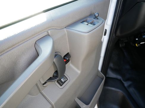 Used 2019 GMC Savana 3500 LS w/ Cold Climate Package image 19