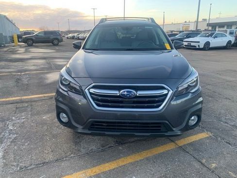 Used 2018 Subaru Outback 2.5i Limited image 8