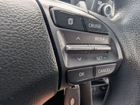 Used 2019 Hyundai Kona SE FWD image 27