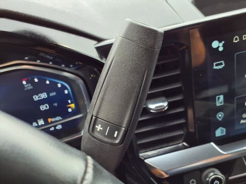 Used 2023 Chevrolet Silverado 1500 LT w/ Protection Package image 13