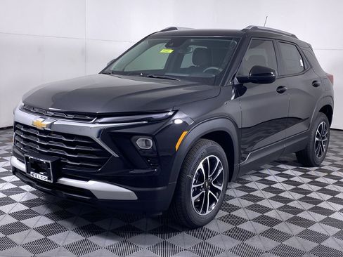 New 2026 Chevrolet TrailBlazer LT w/ Driver Confidence Package image 16