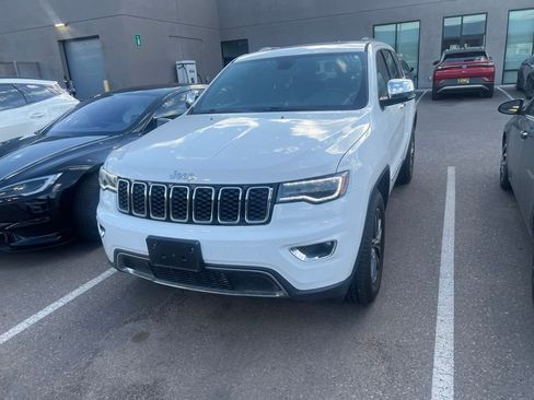 Used 2019 Jeep Grand Cherokee Limited w/ Luxury Group II RWD image 2