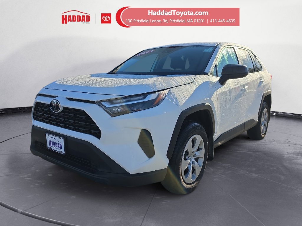 Used 2023 Toyota RAV4 LE AWD/4WD image 1