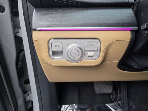 Used 2024 Mercedes-Benz GLE 450 4MATIC image 25