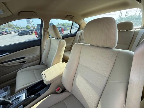 Used 2012 Honda Accord LX image 13