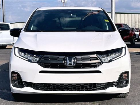 Used 2025 Honda Odyssey Sport-L image 3