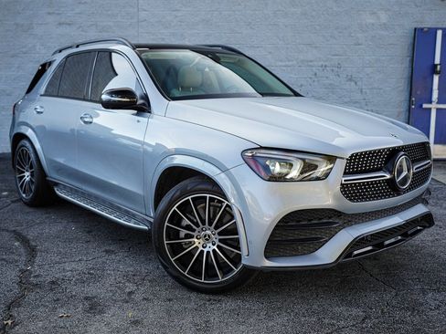 Used 2023 Mercedes-Benz GLE 450 4MATIC w/ AMG Line Exterior image 8
