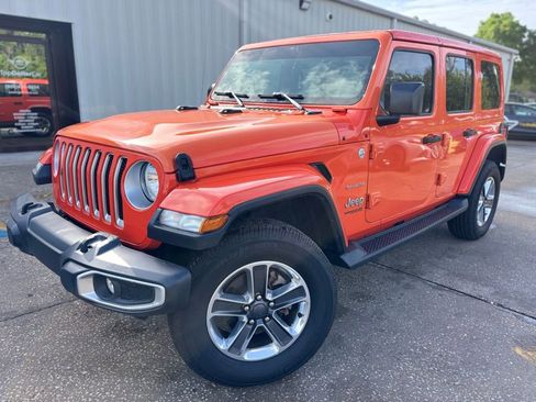 Used 2018 Jeep Wrangler Unlimited Sahara image 1