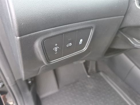 Used 2023 Hyundai Santa Cruz Night AWD/4WD image 13