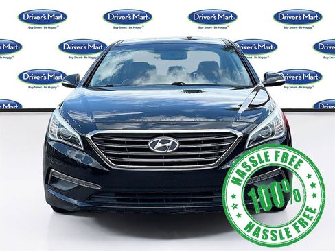 Used 2015 Hyundai Sonata Limited w/ Option Group 05 FWD image 2