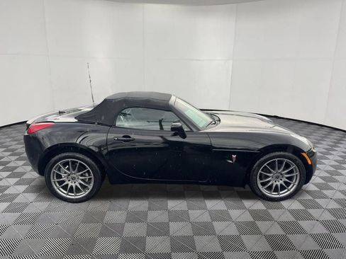Used 2007 Pontiac Solstice GXP w/ Premium Package RWD image 3