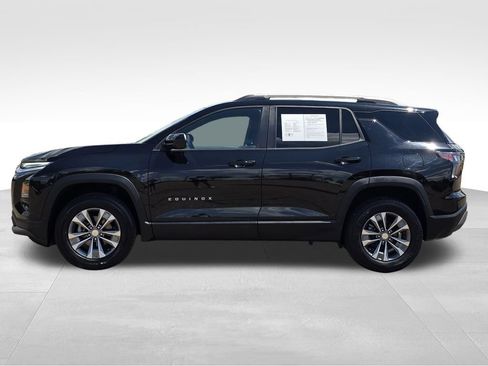 Used 2025 Chevrolet Equinox LT w/ Convenience Package II FWD image 41