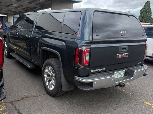 Used 2018 GMC Sierra 1500 SLT AWD/4WD image 4