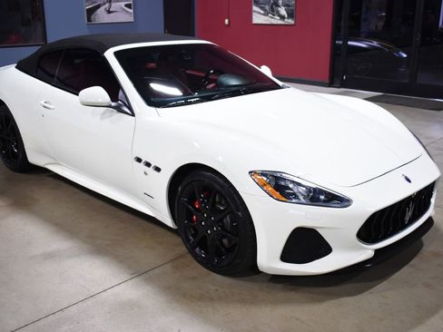 Used 2019 Maserati GranTurismo Sport image 8
