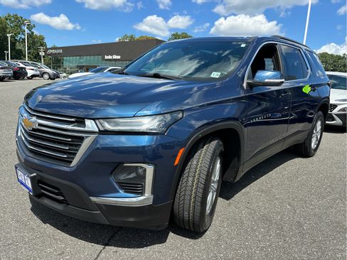 Certified 2023 Chevrolet Traverse LT FWD image 4