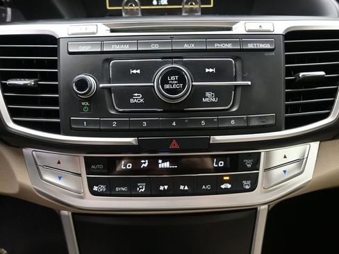 Used 2013 Honda Accord LX image 27