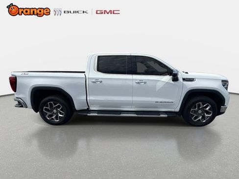 Used 2023 GMC Sierra 1500 SLT w/ SLT Premium Package AWD/4WD image 2