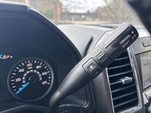 Used 2017 Ford F150 XLT w/ Equipment Group 302A Luxury image 25