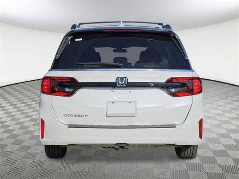 New 2026 Honda Odyssey EX-L image 3