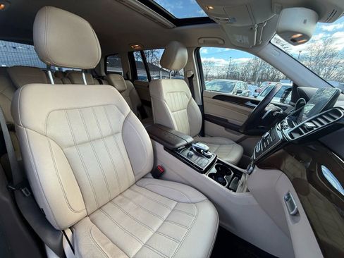 Used 2017 Mercedes-Benz GLS 450 4MATIC image 52