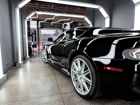 Used 2009 Aston Martin DBS Coupe RWD image 11