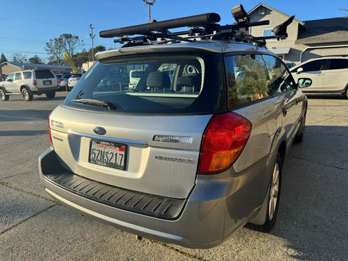 Used 2007 Subaru Outback 2.5i image 7