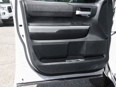 Used 2016 Toyota Tundra SR5 RWD image 14