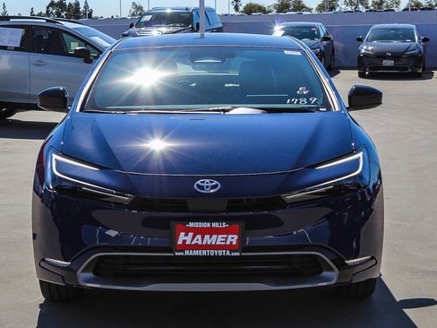New 2026 Toyota Prius XLE image 2