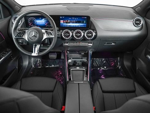 Certified 2026 Mercedes-Benz GLA 250 image 9