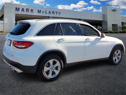Used 2018 Mercedes-Benz GLC 300 image 4