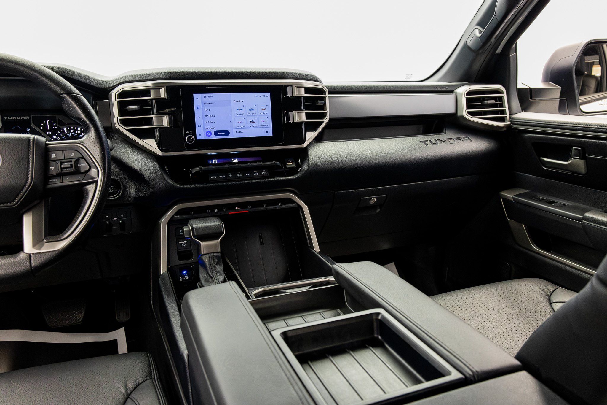 Used 2023 Toyota Tundra SR5 AWD/4WD image 36