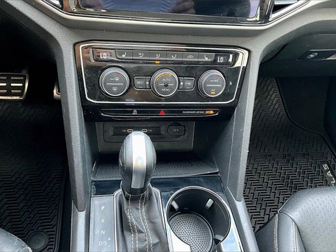 Used 2023 Volkswagen Atlas SEL R-Line image 24