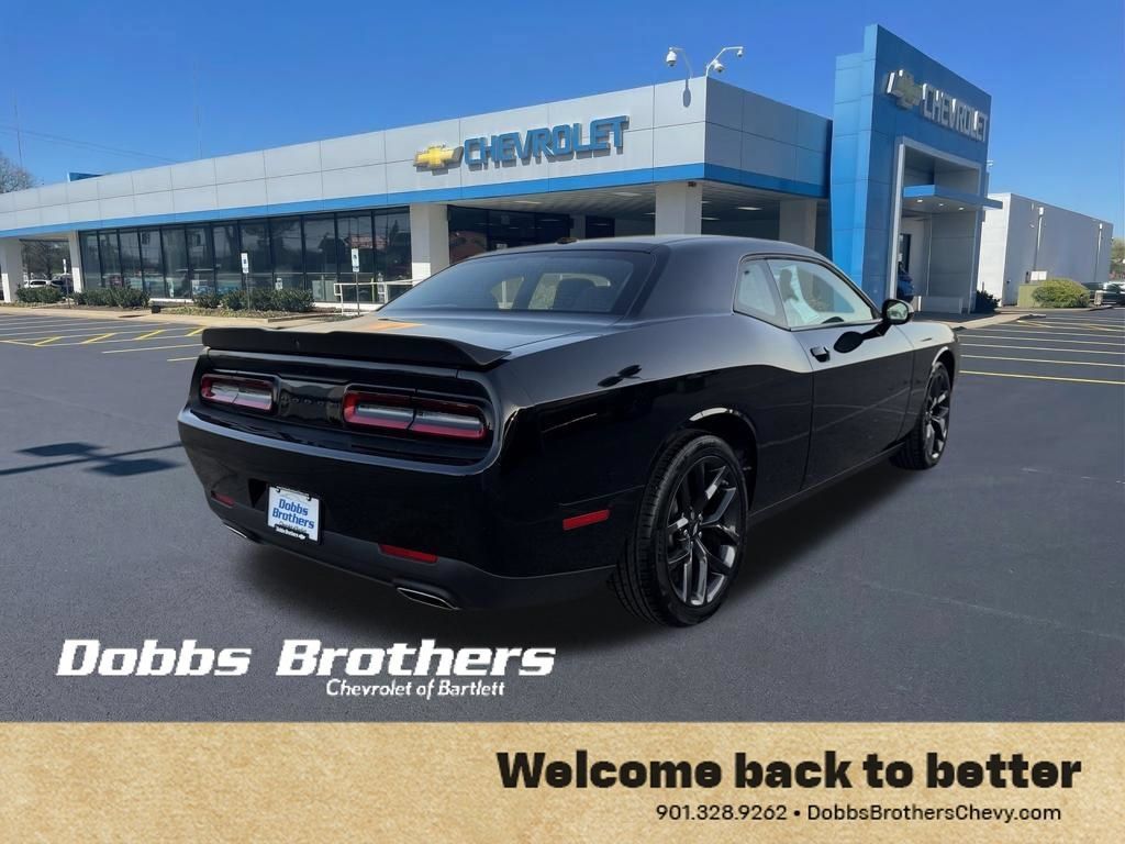Used 2023 Dodge Challenger SXT w/ Blacktop Package RWD image 8