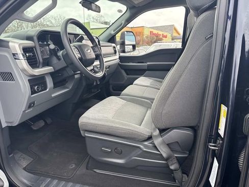 Used 2025 Ford F250 XLT w/ Snow Plow Prep Package image 17