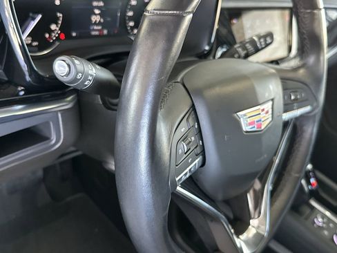 Certified 2025 Cadillac XT6 Premium Luxury image 21