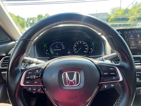 Used 2020 Honda Accord EX-L image 18