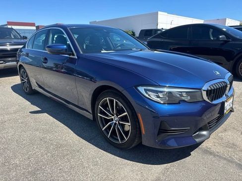 Used 2020 BMW 330i Sedan w/ Driving Assistance Package RWD image 3