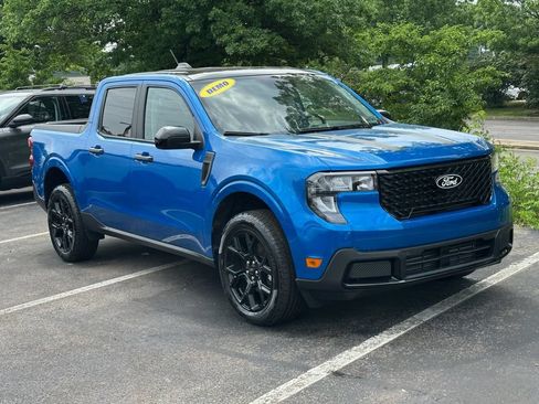 New 2025 Ford Maverick XLT w/ XLT Luxury Package AWD/4WD image 27