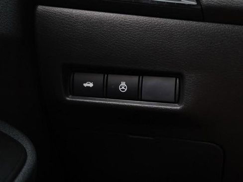 New 2026 Nissan Sentra SR FWD image 19
