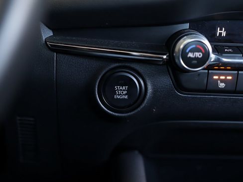 Used 2025 MAZDA MAZDA3 s image 19